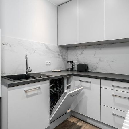 פוזנן Maraton Gardens Apartments By Noclegi Renters מראה חיצוני תמונה