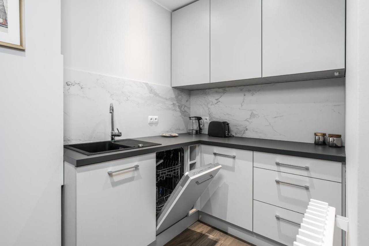 פוזנן Maraton Gardens Apartments By Noclegi Renters מראה חיצוני תמונה